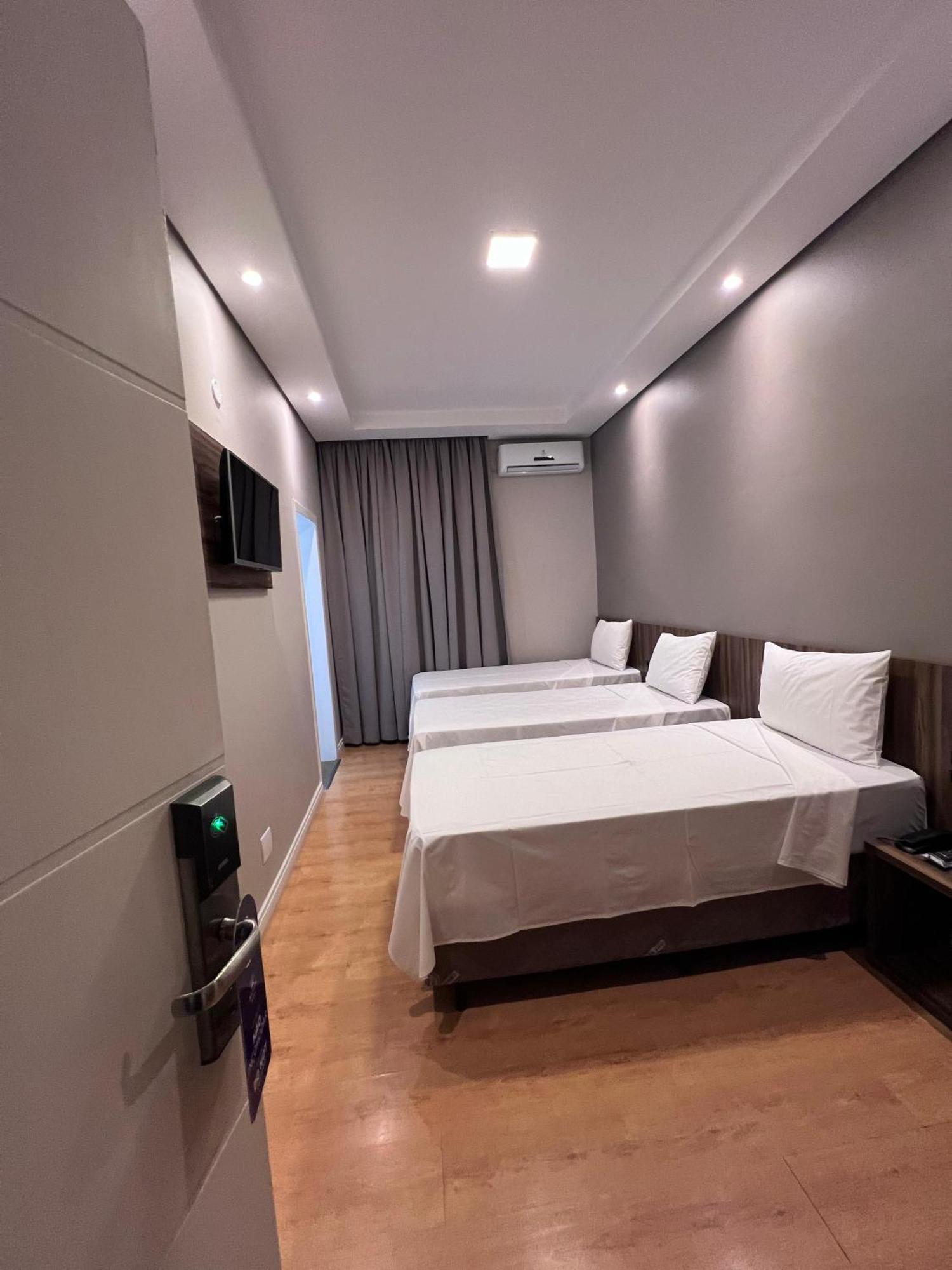 Regis Hotel II Registro  Luaran gambar